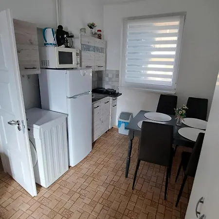 Marabella Apartmanok Hajduszoboszlo Exterior photo